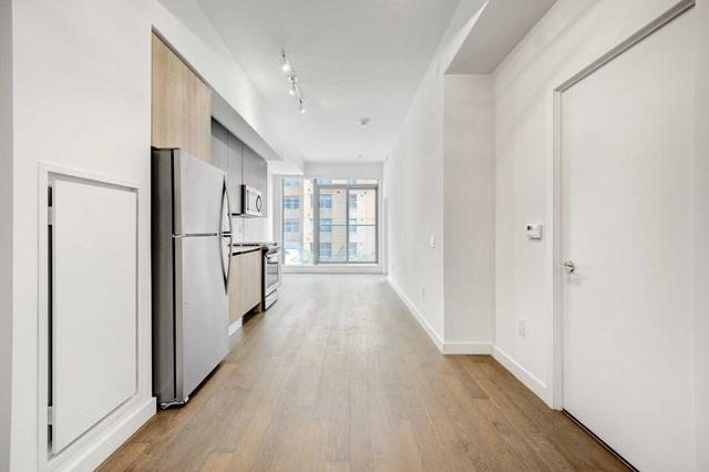 213 - 2a Church St, Condo with 1 bedrooms, 2 bathrooms and 0 parking in Toronto ON | Card Image