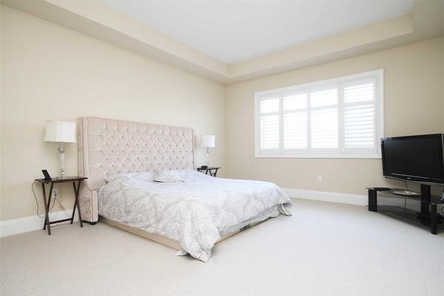 1525 Dinsmore Dr, House detached with 4 bedrooms, 4 bathrooms and 4 parking in Milton ON | Image 14