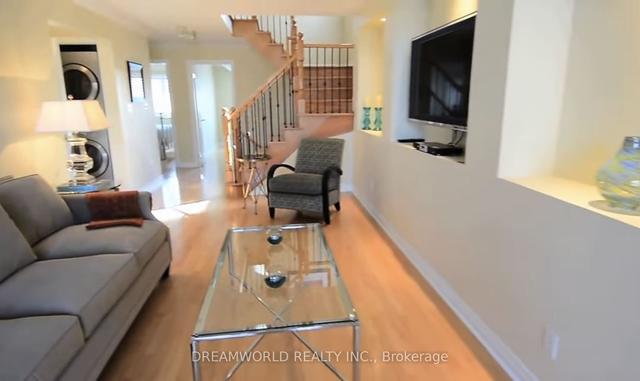 39 Fred Young Dr, House attached with 4 bedrooms, 4 bathrooms and 2 parking in Toronto ON | Image 17
