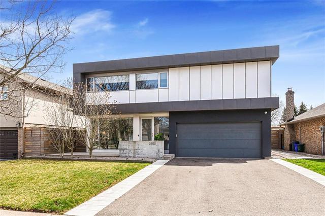 2392 Yolanda Drive, House detached with 5 bedrooms, 3 bathrooms and 4 parking in Oakville ON | Image 1