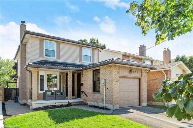 833 Coulson Ave, House detached with 4 bedrooms, 3 bathrooms and 5 parking in Milton ON | Image 1