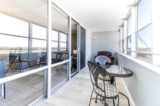 225 Harvard Pl, Condo with 2 bedrooms, 2 bathrooms and 1 parking in Waterloo ON | Image 13