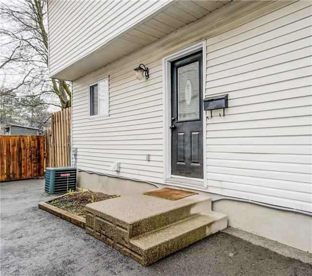 319 Cole Road, House semidetached with 4 bedrooms, 2 bathrooms and 2 parking in Guelph ON | Image 17