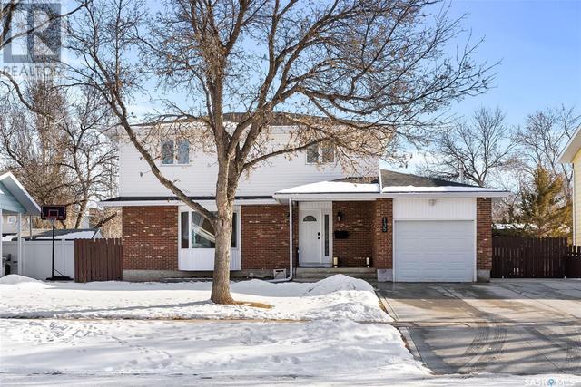 135 Nollet Avenue, House detached with 3 bedrooms, 3 bathrooms and null parking in Regina SK | Image 2