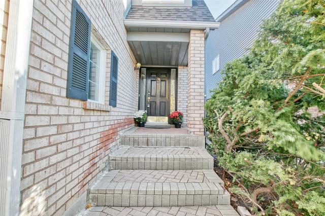 2518 Dinning Crt, House detached with 3 bedrooms, 4 bathrooms and 6 parking in Mississauga ON | Image 12