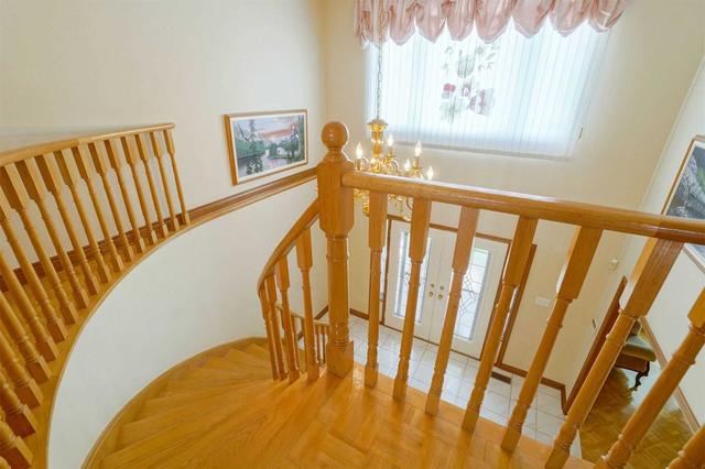 1445 Brentano Blvd, House detached with 4 bedrooms, 4 bathrooms and 6 parking in Mississauga ON | Image 6