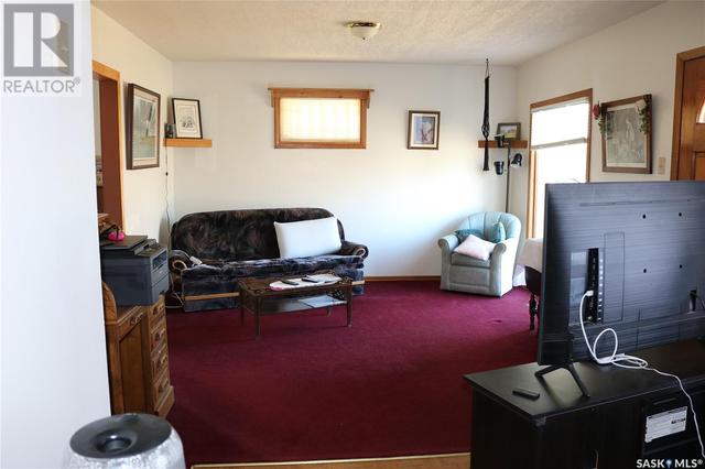 309 Main Street, House detached with 3 bedrooms, 2 bathrooms and null parking in Maryfield SK | Image 14