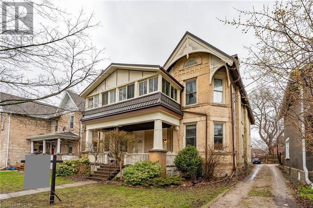 41 - 43 Suffolk Street W, House other with 7 bedrooms, 4 bathrooms and 3 parking in Guelph ON | Image 3