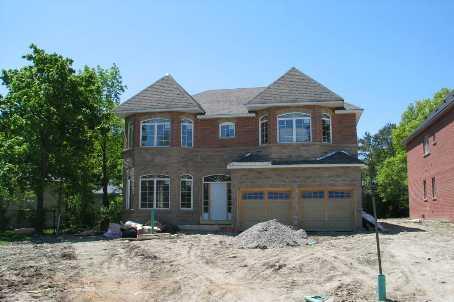 2378 Glengarry Rd, House detached with 4 bedrooms, 4 bathrooms and 2 parking in Mississauga ON | Image 1