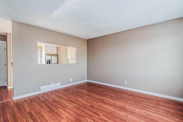 4115 30 Avenue Se, House detached with 4 bedrooms, 2 bathrooms and 3 parking in Calgary AB | Image 4