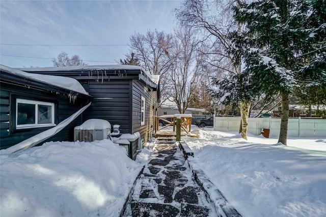 1979 Victoria St E, House detached with 2 bedrooms, 2 bathrooms and 9 parking in Innisfil ON | Image 26