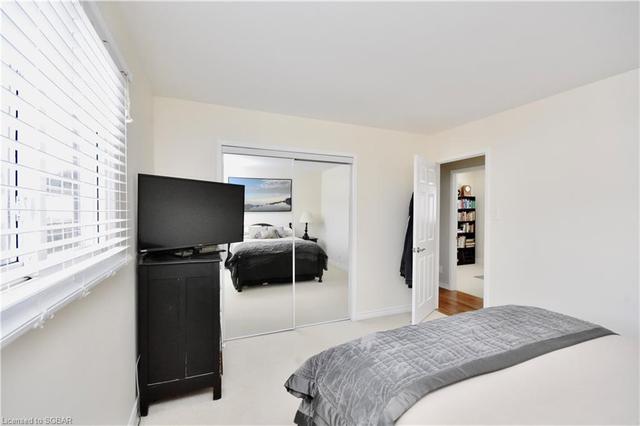 671 Ninth Avenue, House detached with 4 bedrooms, 2 bathrooms and 4 parking in Tay ON | Image 13