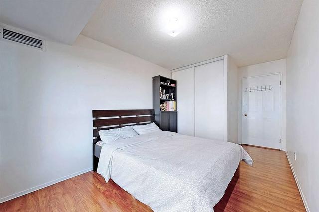 620 - 2550 Lawrence Ave E, Condo with 2 bedrooms, 2 bathrooms and 1 parking in Toronto ON | Image 20