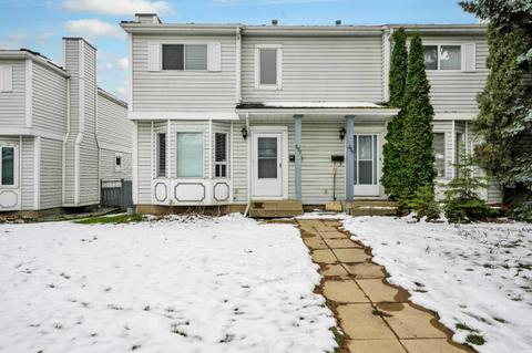 257 Glendale Boulevard, Home with 3 bedrooms, 1 bathrooms and 2 parking in Red Deer AB | Card Image