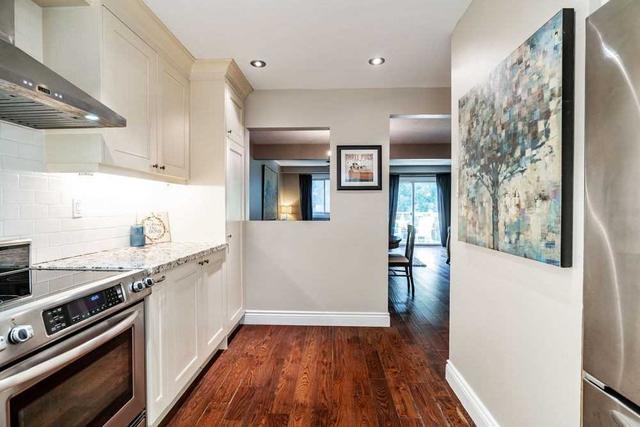 45 - 45 Nadia Pl, Townhouse with 3 bedrooms, 2 bathrooms and 1 parking in Oakville ON | Image 11