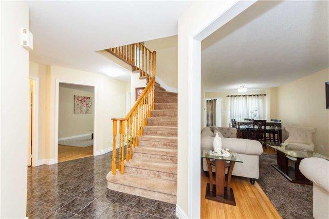 171 Cresthaven Rd, House detached with 3 bedrooms, 4 bathrooms and 6 parking in Brampton ON | Image 9