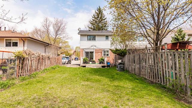 8094 Lynhurst Dr, House semidetached with 3 bedrooms, 2 bathrooms and 3 parking in Niagara Falls ON | Image 35
