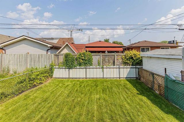 51 Delena Ave S, House detached with 2 bedrooms, 2 bathrooms and 2 parking in Hamilton ON | Image 15