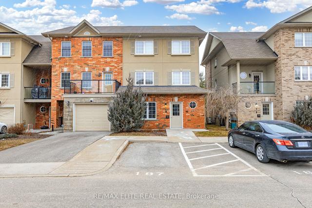 9 - 57 Ferndale Dr S, Townhouse with 2 bedrooms, 1 bathrooms and 1 parking in Barrie ON | Image 1