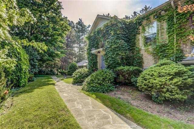 92 North Dr, House detached with 4 bedrooms, 5 bathrooms and 9 parking in Toronto ON | Image 7