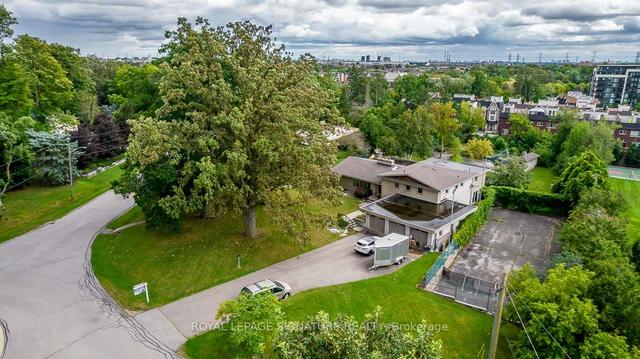 83 Sylvadene Pkwy, House detached with 5 bedrooms, 5 bathrooms and 12 parking in Vaughan ON | Image 15