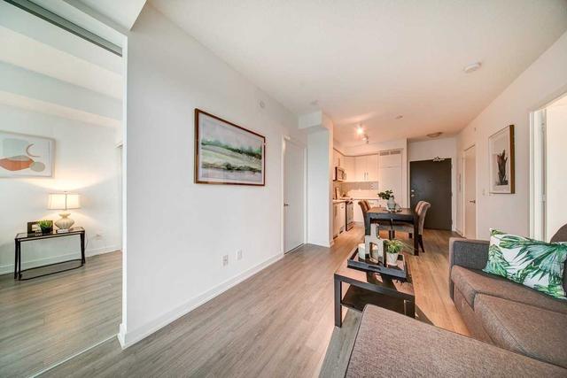 3203 - 5180 Yonge St, Condo with 2 bedrooms, 2 bathrooms and 1 parking in Toronto ON | Image 3
