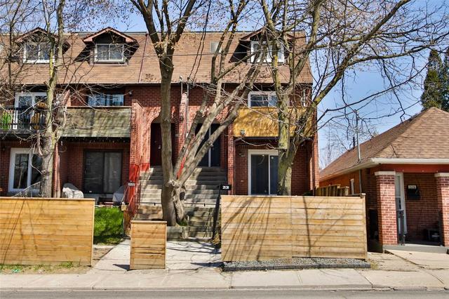 2131 Dufferin St, House detached with 7 bedrooms, 5 bathrooms and 2 parking in Toronto ON | Image 23