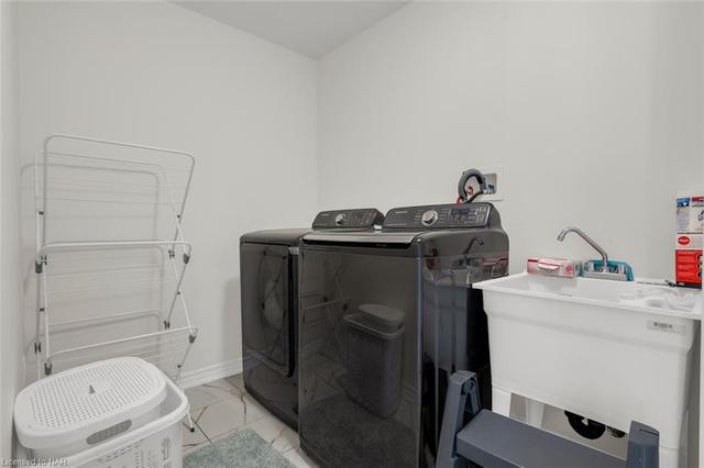second floor laundry room | Image 22