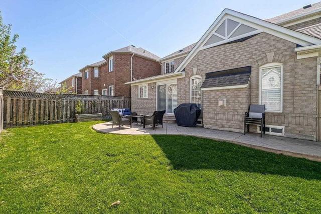 1 Lever Gate, House detached with 3 bedrooms, 3 bathrooms and 6 parking in Brampton ON | Image 30