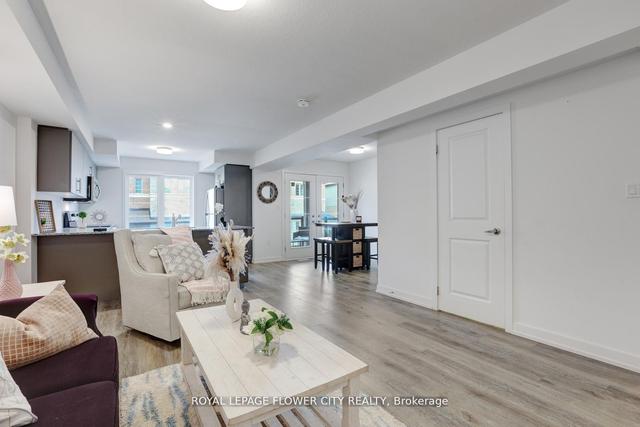 16 - 205 West Oak Tr, Townhouse with 2 bedrooms, 2 bathrooms and 2 parking in Kitchener ON | Image 6