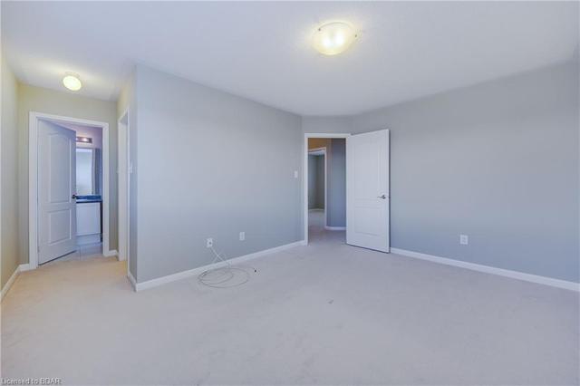 8 Beatrice Lane, House attached with 3 bedrooms, 2 bathrooms and 3 parking in Barrie ON | Image 22