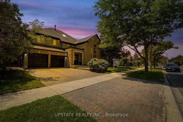 1827 Willow Way, House detached with 4 bedrooms, 4 bathrooms and 3 parking in Mississauga ON | Image 1