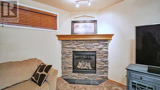 39 Panatella Crescent Nw, House detached with 4 bedrooms, 2 bathrooms and 4 parking in Calgary AB | Image 24