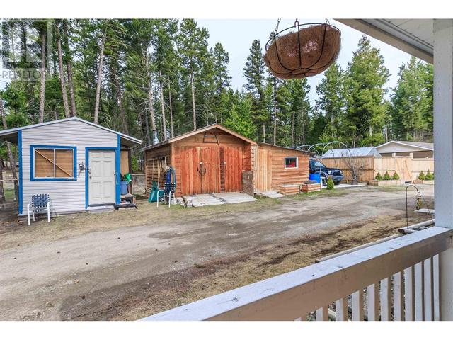 4896 Meesquono Trail, House detached with 3 bedrooms, 2 bathrooms and null parking in Cariboo G BC | Image 16