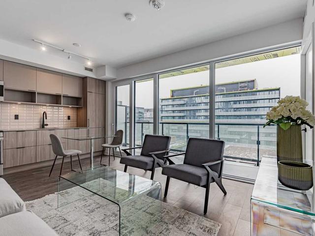 s904 - 180 Mill St, Condo with 2 bedrooms, 1 bathrooms and 0 parking in Toronto ON | Image 1