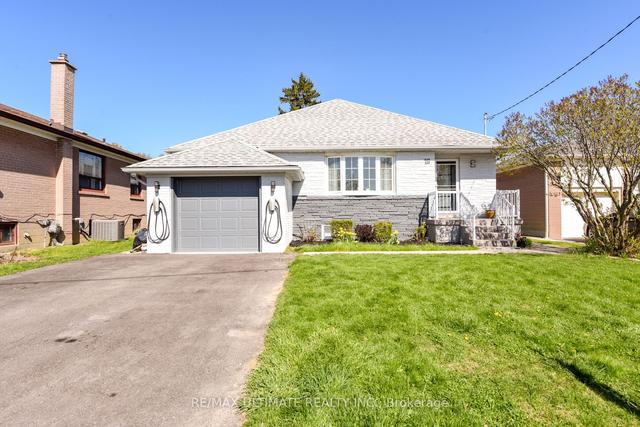 19 Allonsius Dr, House detached with 3 bedrooms, 3 bathrooms and 5 parking in Toronto ON | Image 1