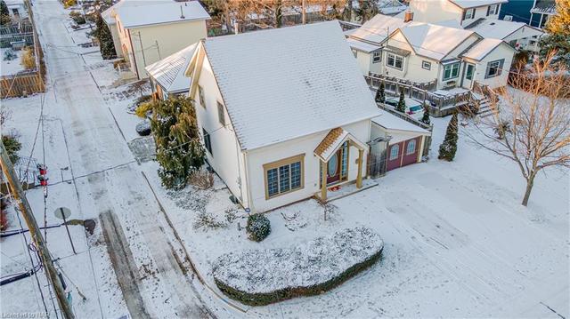 92 Bayview Drive, House detached with 3 bedrooms, 1 bathrooms and 2 parking in St. Catharines ON | Image 23