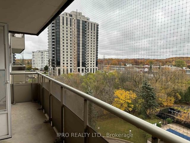 609 - 215 Glenridge Ave, Condo with 2 bedrooms, 1 bathrooms and 1 parking in St. Catharines ON | Image 6