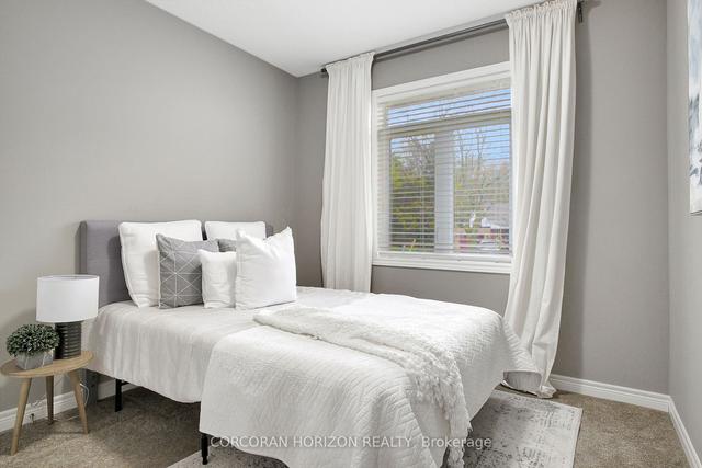 21 Hampton St, House detached with 2 bedrooms, 3 bathrooms and 4 parking in Brant ON | Image 10