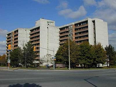 301 - 2301 Derry Rd W, Condo with 2 bedrooms, 1 bathrooms and 1 parking in Mississauga ON | Image 1