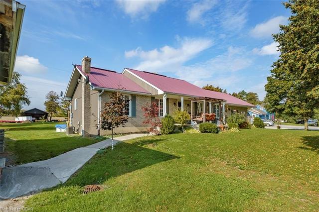 325 County Road 30, House detached with 3 bedrooms, 2 bathrooms and 10 parking in Prince Edward County ON | Image 12