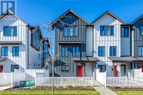 6 - 701 Sitka St, House attached with 4 bedrooms, 4 bathrooms and 4 parking in Campbell River BC | Card Image