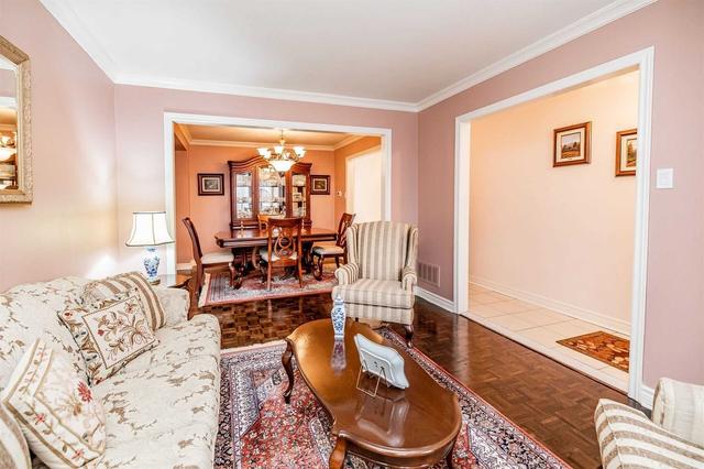 31 Keith Ave, House semidetached with 3 bedrooms, 3 bathrooms and 3 parking in Toronto ON | Image 40