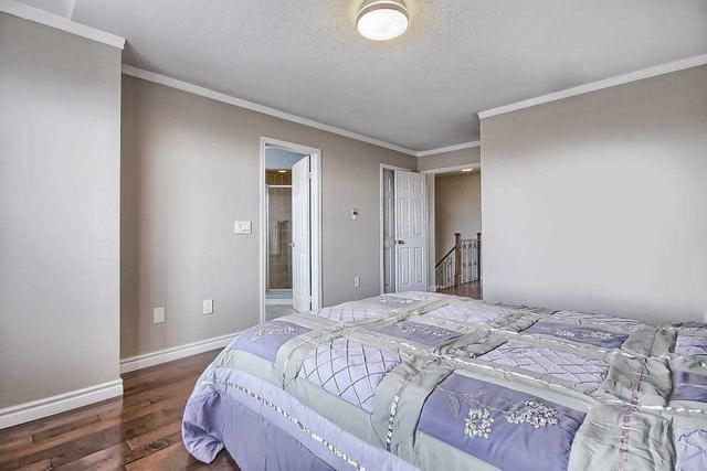 746 Bur Oak Ave, House attached with 3 bedrooms, 4 bathrooms and 4 parking in Markham ON | Image 15