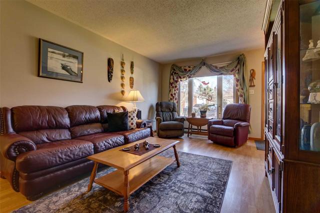 250 6th Ave W, House detached with 3 bedrooms, 2 bathrooms and 4 parking in Owen Sound ON | Image 8