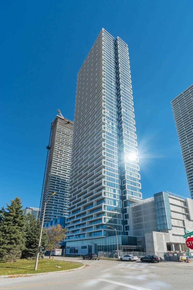 3510 - 898 Portage Pkwy, Condo with 2 bedrooms, 2 bathrooms and 0 parking in Vaughan ON | Image 1