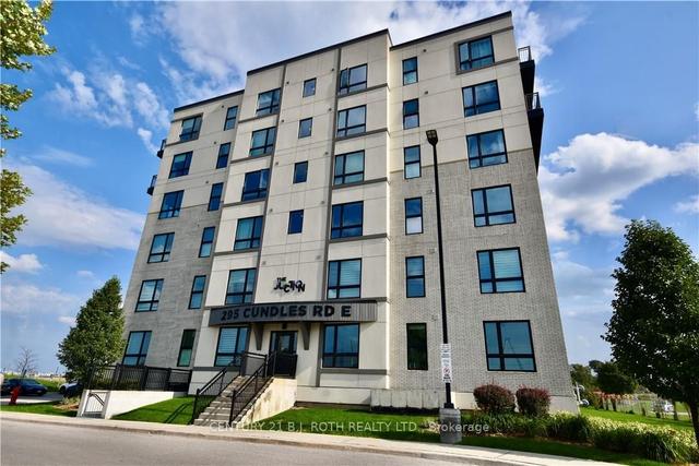 408 - 295 Cundles Rd E, Condo with 1 bedrooms, 1 bathrooms and 1 parking in Barrie ON | Image 1