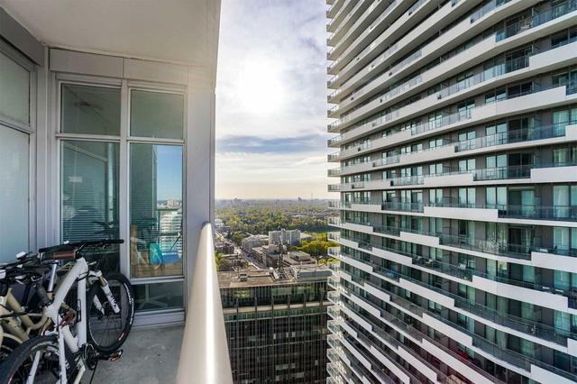 3711 - 2191 Yonge St, Condo with 2 bedrooms, 3 bathrooms and 1 parking in Toronto ON | Image 22