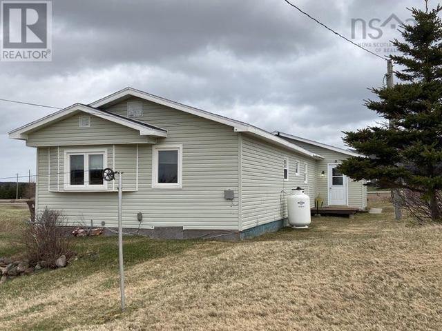 24 Lefort Road, House detached with 3 bedrooms, 2 bathrooms and null parking in Inverness, Subd. A NS | Image 3