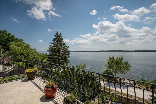 35 Kempenfelt Dr, House detached with 3 bedrooms, 5 bathrooms and 4 parking in Barrie ON | Image 10